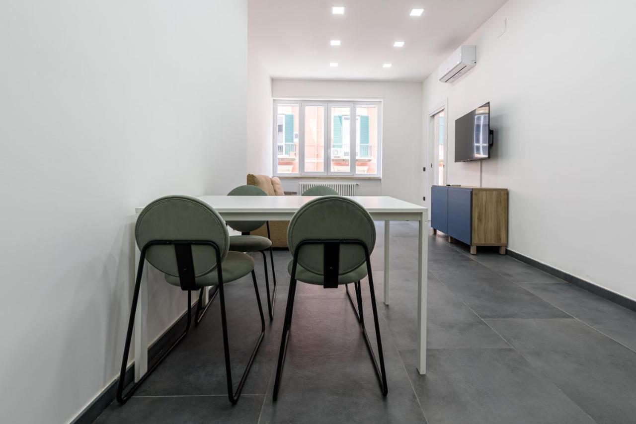 Tommaseo Seaside Apartments 那不勒斯 外观 照片